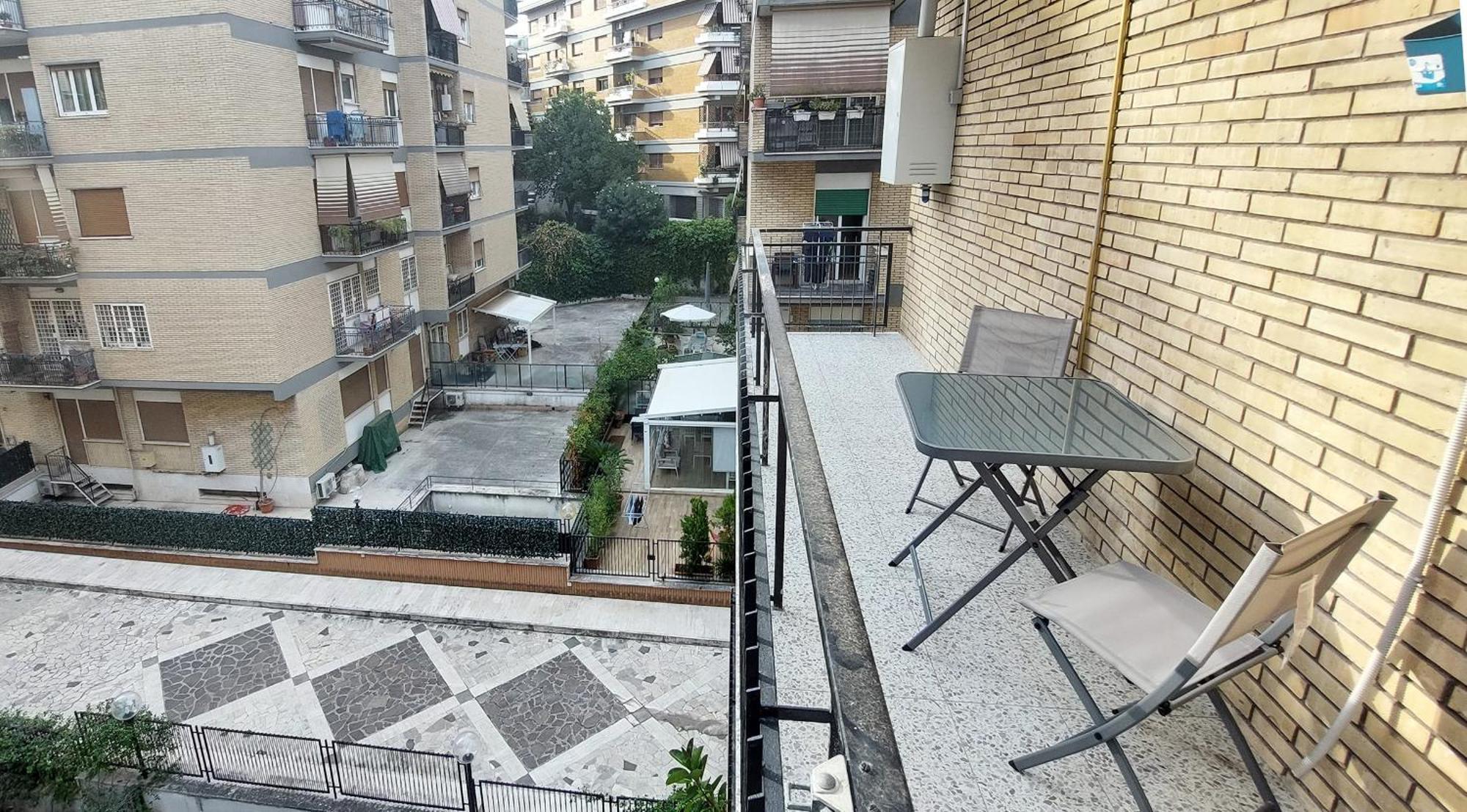 Tra Le Antiche Mura E Garbatella Appartamento *